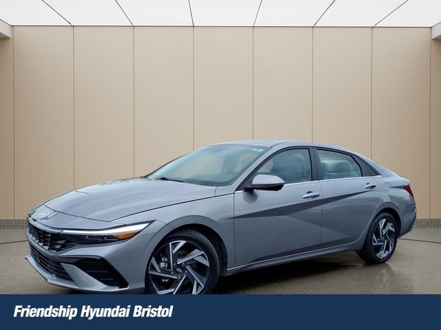 Fluid Metal 2024 Hyundai Elantra Limited FWD Sedan Front-Wheel Drive Continuously Variable Transmission