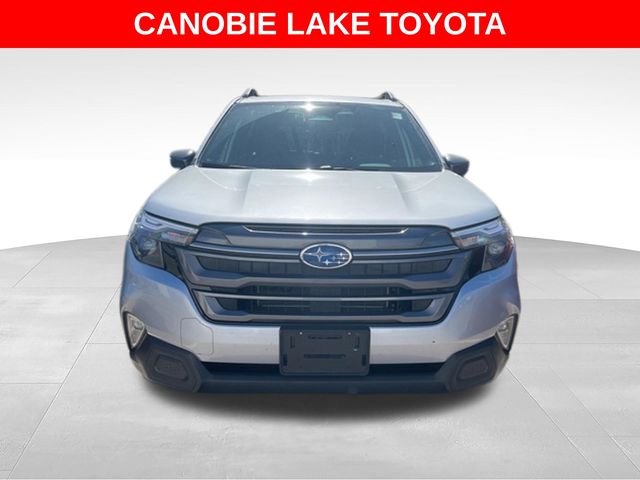 2025 Subaru Forester Premium Hybrid's photo