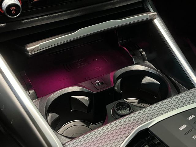 2025 BMW 3 Series 330i - Photo 27