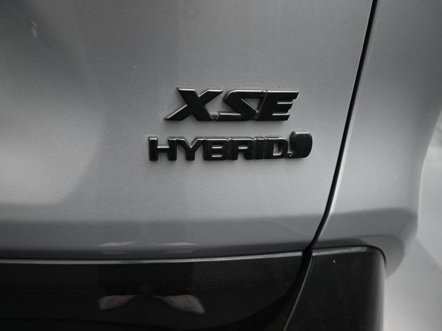 2020 Toyota RAV4 Hybrid XSE 14