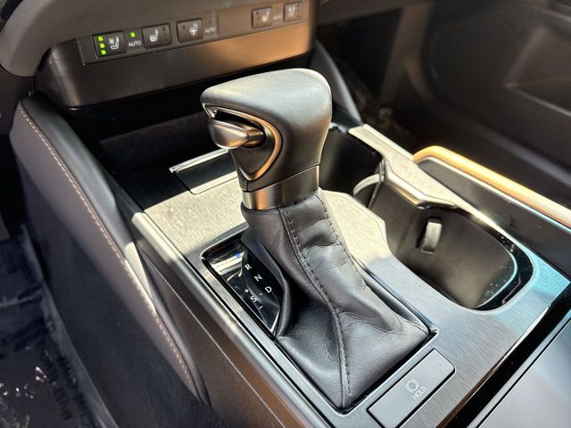 Used 2024 Lexus ES Sedan