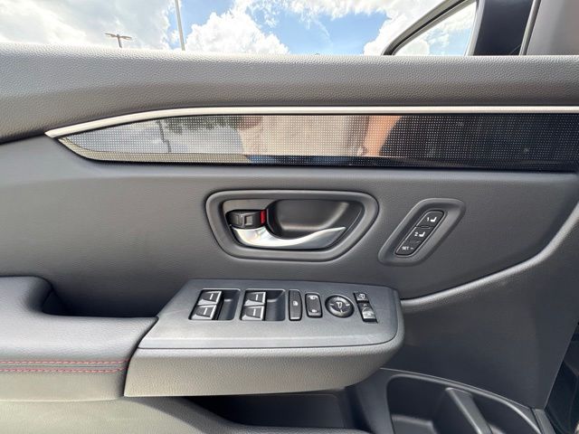 Used 2025 Honda Pilot SUV