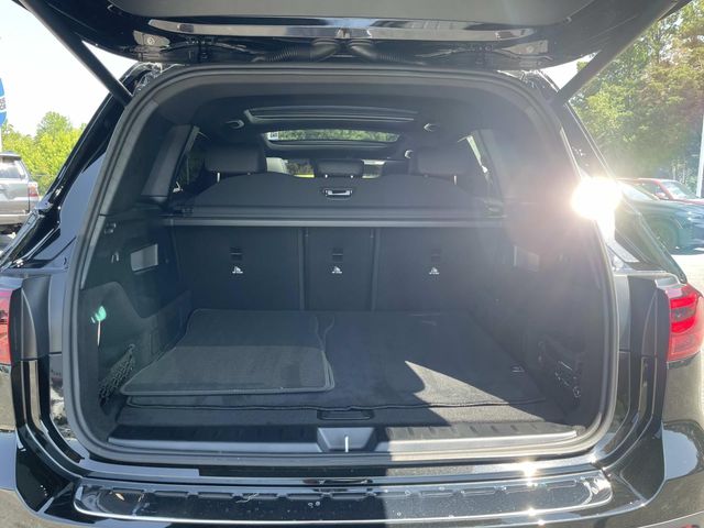 Certified Used 2024 White Mercedes-Benz GLC 300 image 8