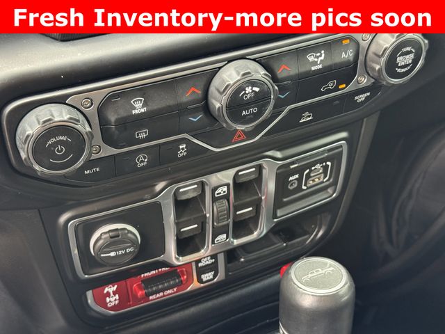 2022 Jeep Gladiator Rubicon Green at DeMontrond Gulf Freeway