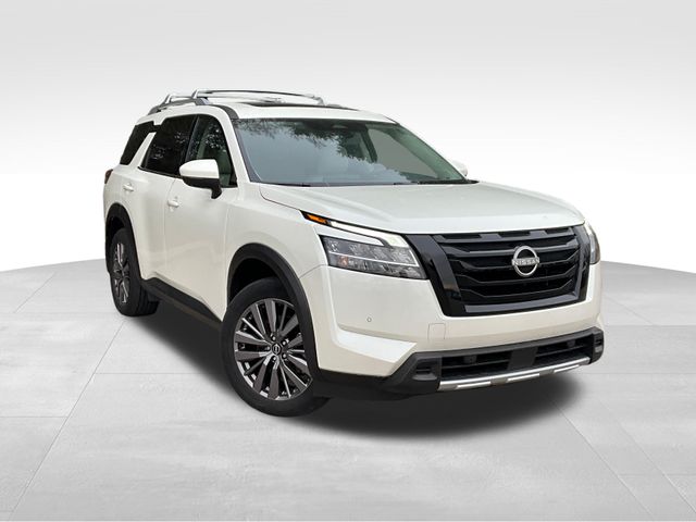 2023 Nissan Pathfinder SL 4WD