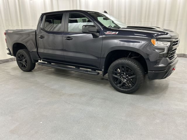Dark Ash Metallic 2024 Chevrolet Silverado 1500 Pickup Truck Four-Wheel Drive Automatic