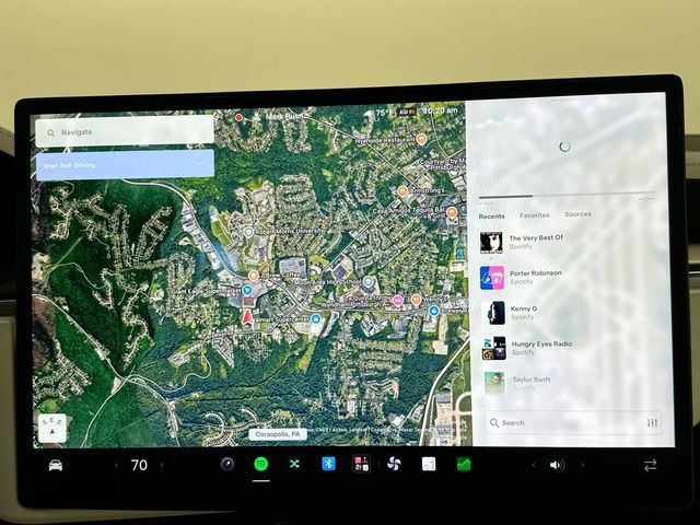 2024 Tesla Model X Plaid - 10
