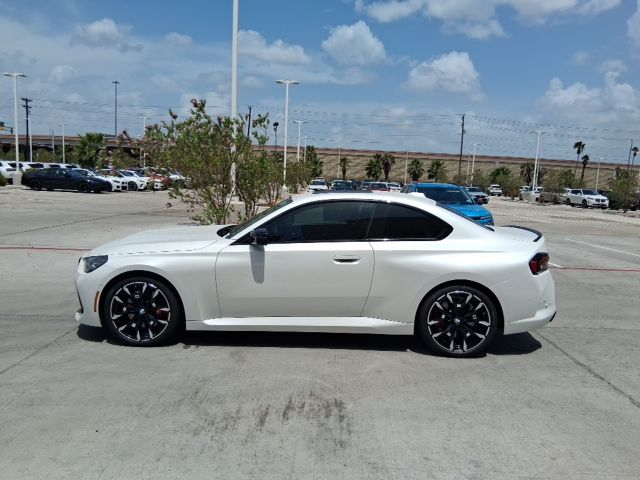 Used 2025 White BMW M240i image 3