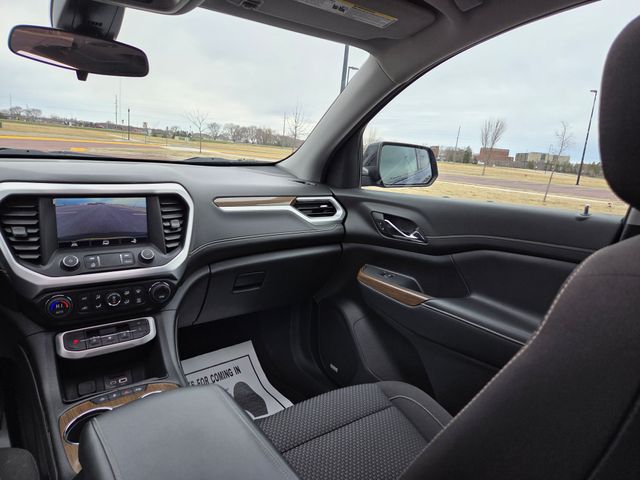 2023 GMC Acadia AWD SLE