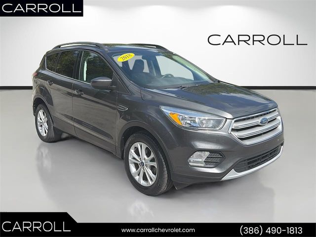 Gray (Magnetic) 2018 Ford Escape SE FWD SUV / Crossover Front-Wheel Drive 6-Speed Automatic
