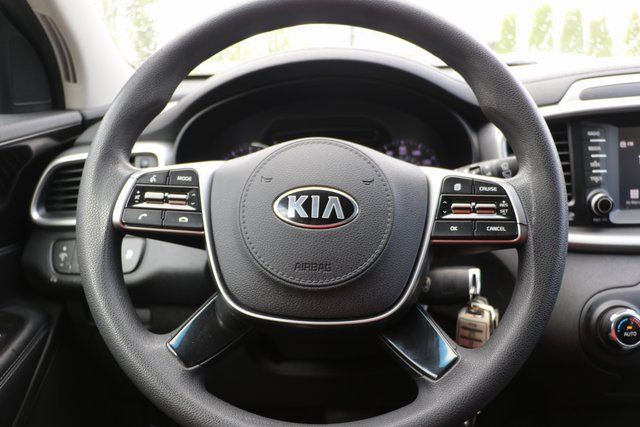 2019 Kia Sorento LX 11