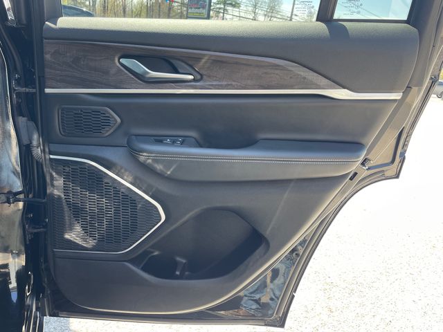 2023 Jeep Grand Cherokee 4xe - Diamond Black Crystal Pearlcoat exterior view 14