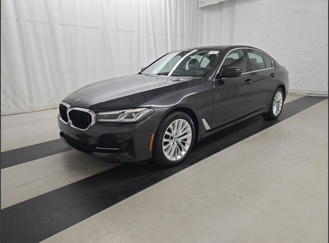 Gray (Dark Graphite Metallic) 2023 BMW 5 Series Sedan All-Wheel Drive 8-Speed Automatic