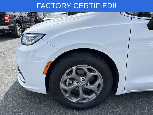 Used 2024 White Chrysler Limited image 19