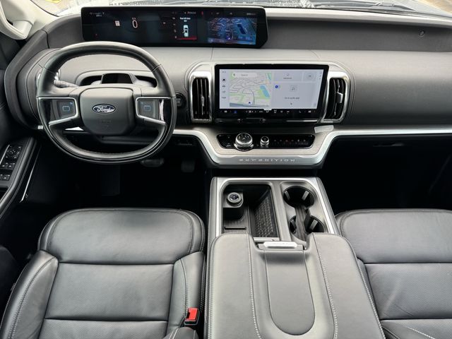 2025 Ford Expedition Platinum - 11