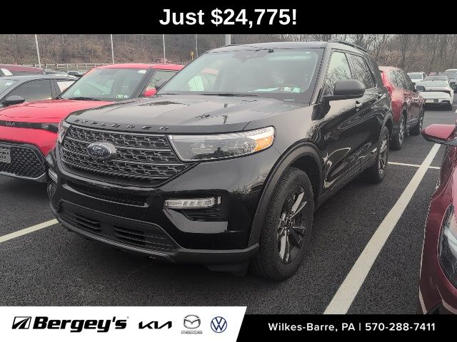 Black Metallic 2021 Ford Explorer XLT AWD SUV / Crossover All-Wheel Drive Automatic