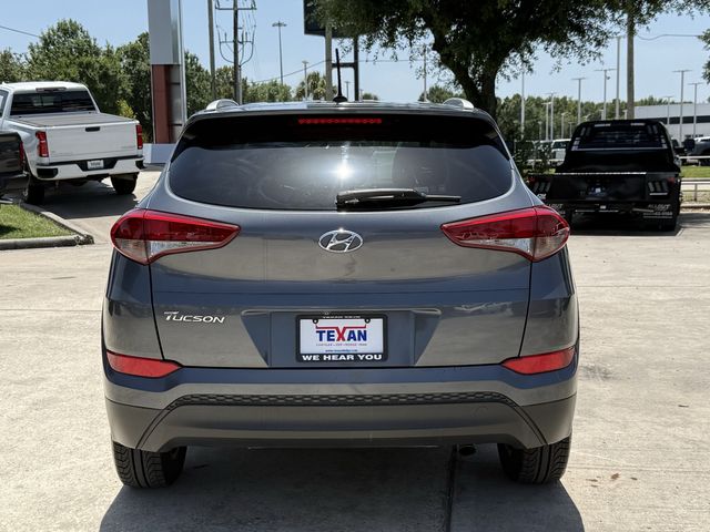 2016 Hyundai Tucson SE Gray at Community Honda