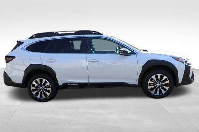 2025 Subaru Outback Limited 17