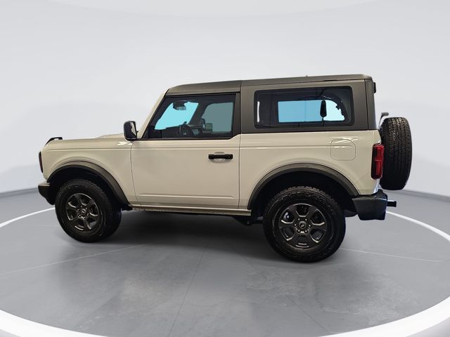 Used 2021 White Ford Base image 6