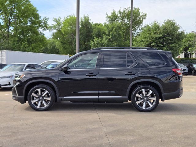 used 2025 Honda Pilot car, priced at $42,725