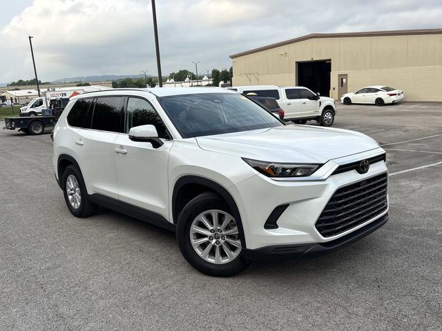 White (Wind Chill Pearl) 2024 Toyota Grand Highlander SUV / Crossover All-Wheel Drive 8-Speed Automatic
