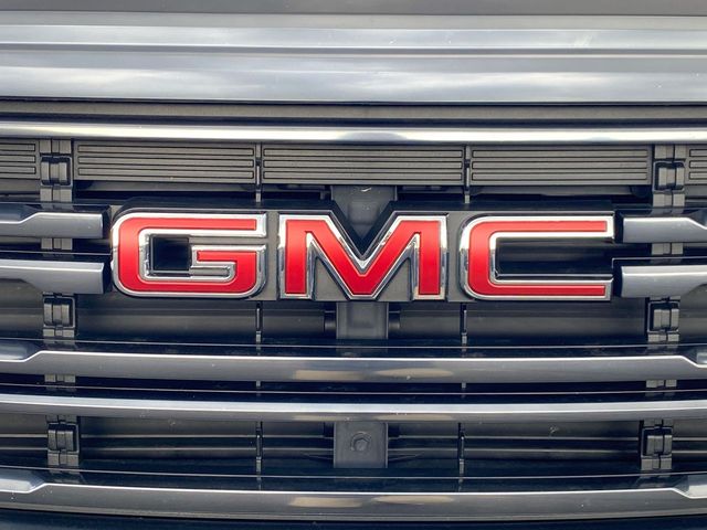 2022 GMC Acadia AT4 32