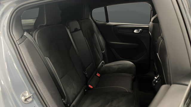 Used 2023 Thunder Gray Metallic Volvo Ultimate image 25