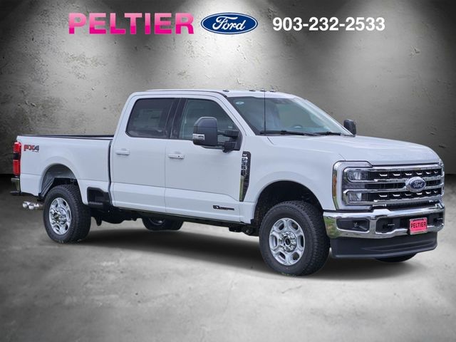 Oxford White 2026 Ford F-250 Super Duty Pickup Truck Four-Wheel Drive Automatic