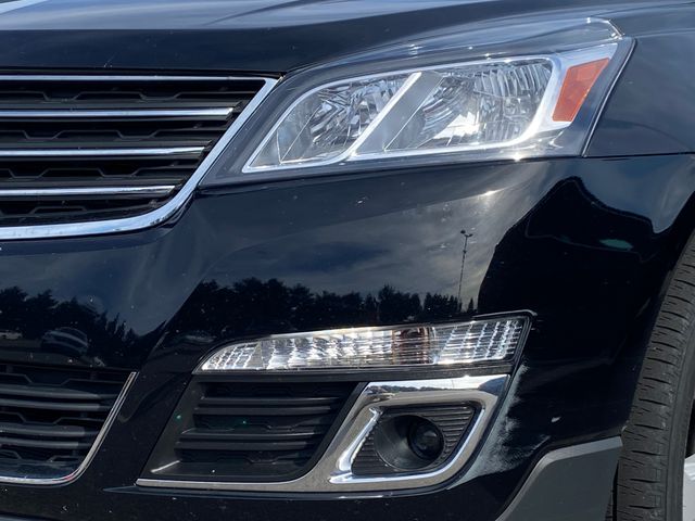 2016 Chevrolet Traverse LT 11