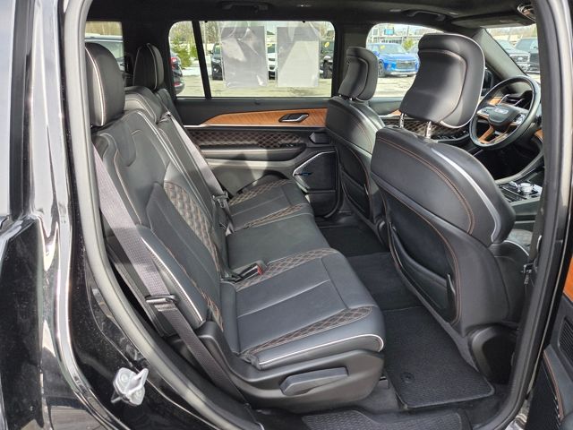 2023 Jeep Grand Cherokee L Summit - Diamond Black Crystal Pearlcoat exterior view 13