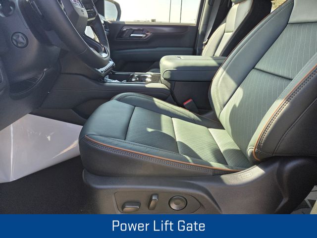 2026 GMC Yukon XL 4WD AT4