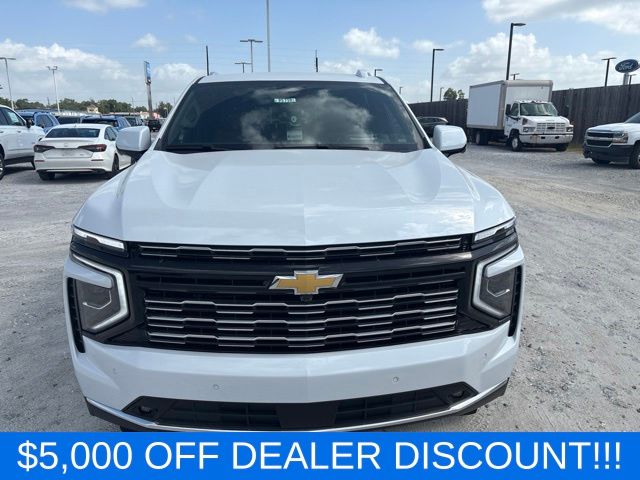2026 Chevrolet Suburban High Country — photo 2