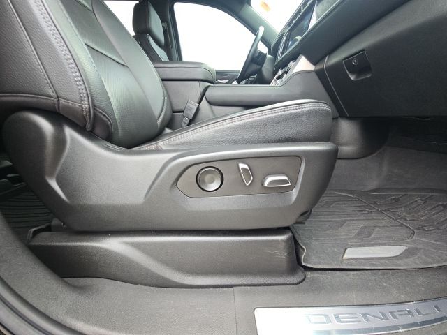 2022 GMC Yukon XL Denali:43810A