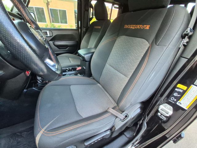Used 2021 Black Jeep Mojave image 27