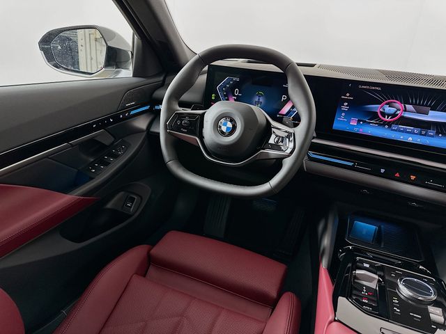 2025 BMW 5 Series 530i xDrive 24