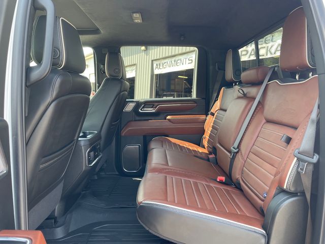 2024 GMC Sierra 2500HD Denali Ultimate - White Frost Tricoat exterior view 12