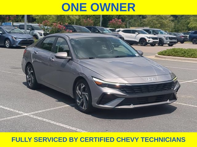 Used 2025 Hyundai Elantra Sedan