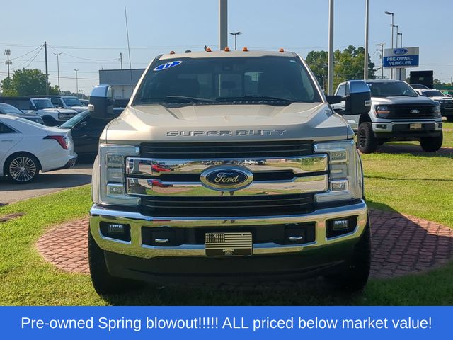Used 2017 White Gold Metallic Ford King Ranch image 16