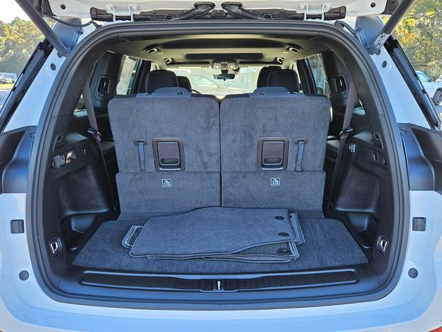 2025 Jeep Grand Cherokee L Laredo X 4x2