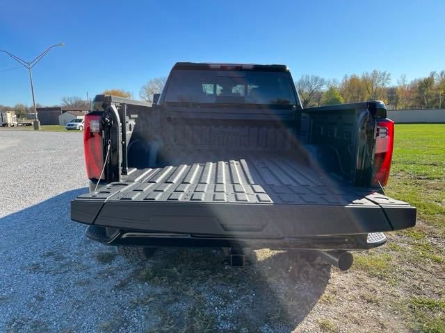 2025 GMC Sierra 2500HD Denali Ultimate 13