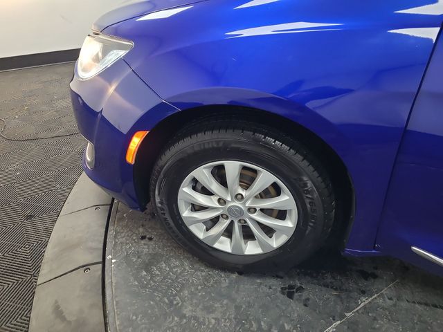 2019 – Chrysler – Pacifica