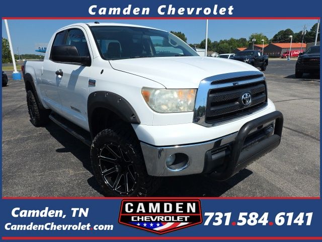 Super White 2013 Toyota Tundra Pickup Truck 4X2 6-Speed Automatic Overdrive