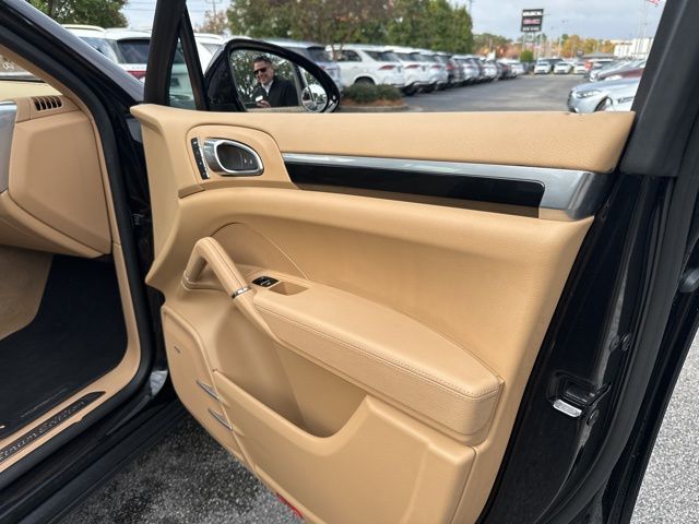 2017 Porsche Cayenne Platinum Edition Black at Classic Elite Chevrolet Sugar Land