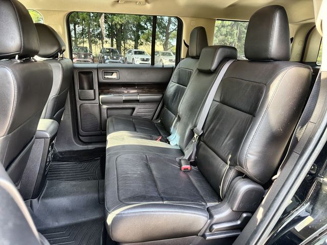 Used 2016 Black Ford SEL image 21