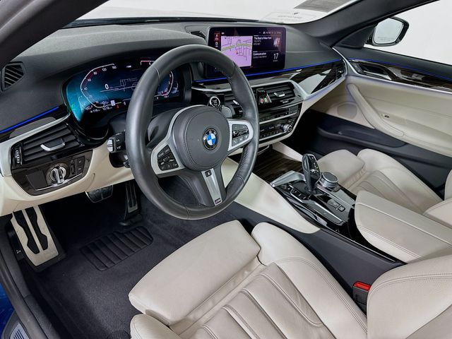 2022 BMW 5 Series 530i xDrive 9