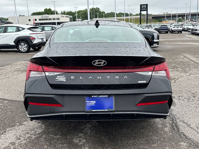 New 2026 Black Hyundai Blue image 4