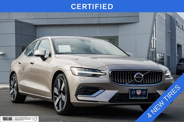 2023 Volvo S60 Recharge T8 Ultimate Bright Theme eAWD