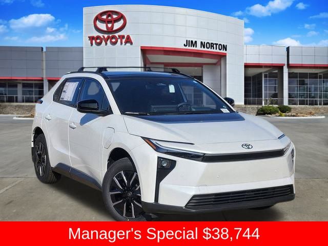 Pear 2026 Toyota bZ XLE Plus FWD SUV / Crossover Front-Wheel Drive Automatic