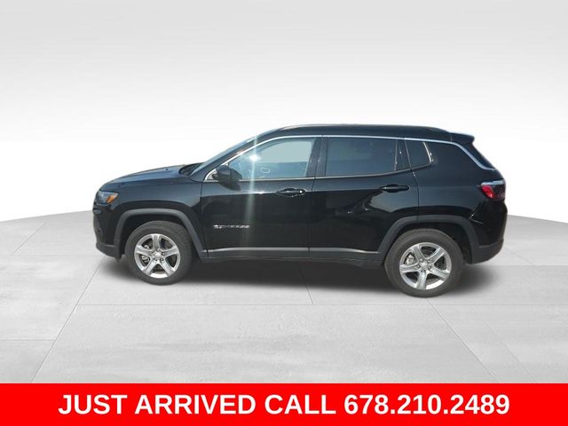 Diamond Black Crystal Pearlcoat 2023 Jeep Compass SUV / Crossover Four-Wheel Drive 8-Speed Automatic