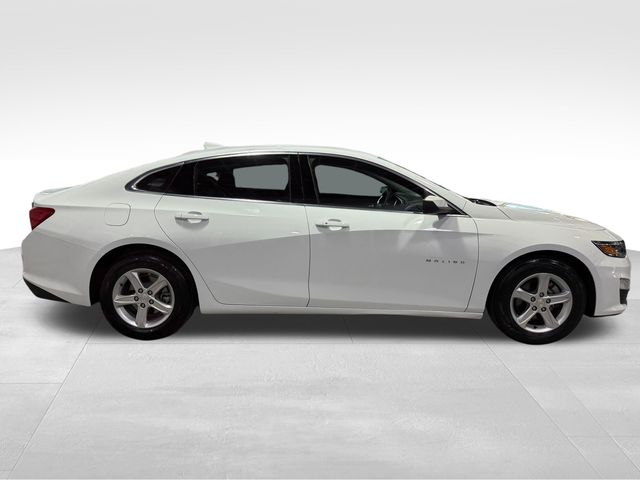 2023 Chevrolet Malibu LT White at Davis Toyota of Orangeburg